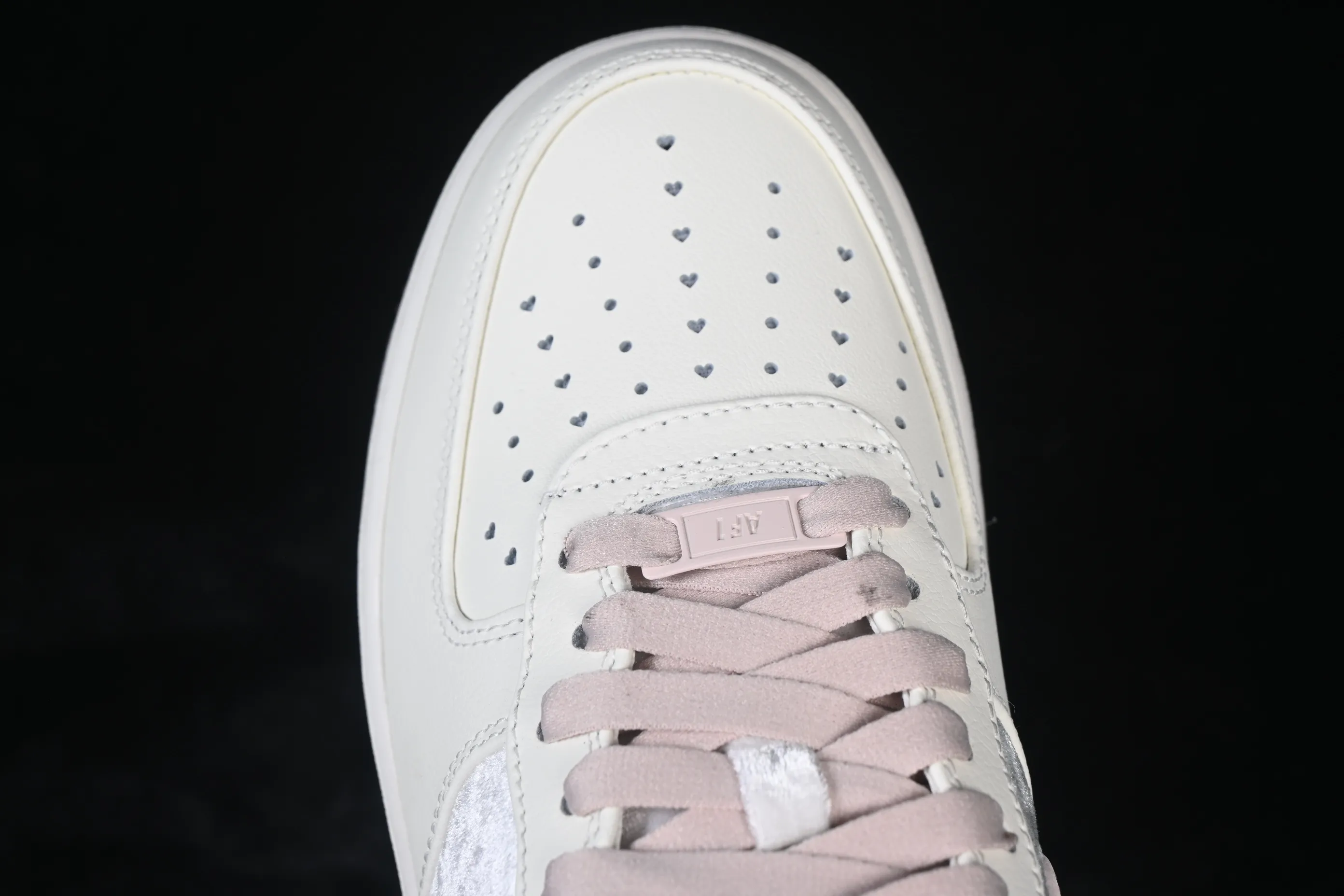 All categories Nk Air Force 1 Air Force series Nk Air Force 1 Low Air Force low-top Nike Air Force 1'07 Low Valentine's Day limited Air Force 1 low-top casual sneakers IQ4937-161